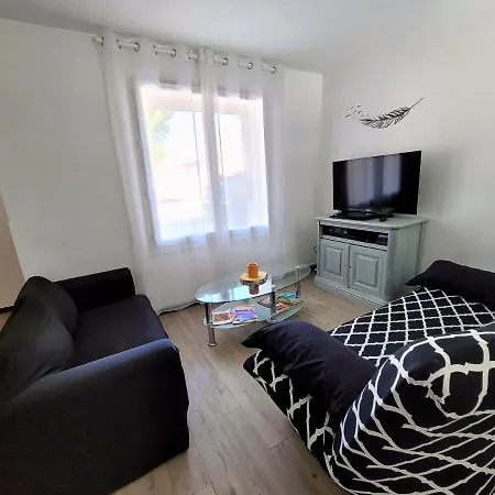 Family House With Swimming Pool Вилла
