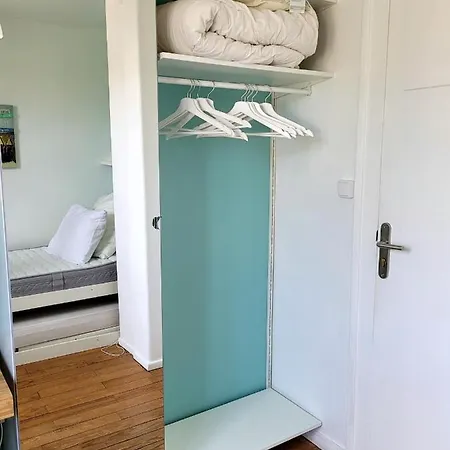 Family House With Swimming Pool Вилла Бордо